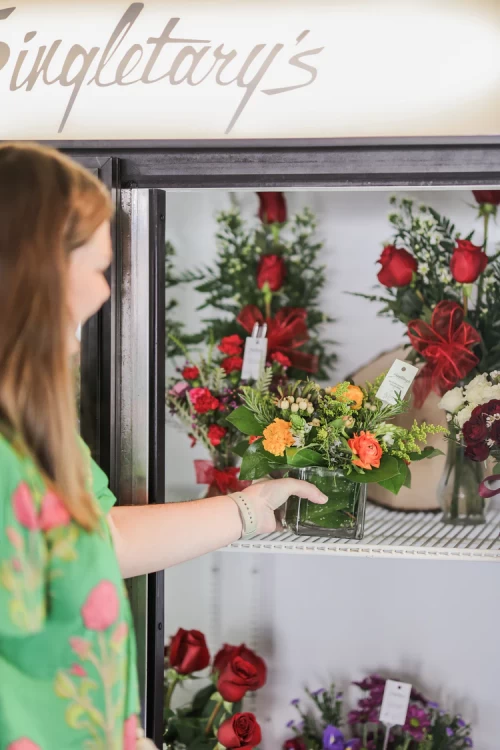 Click to view profile for Singletary's Flowers & Gifts